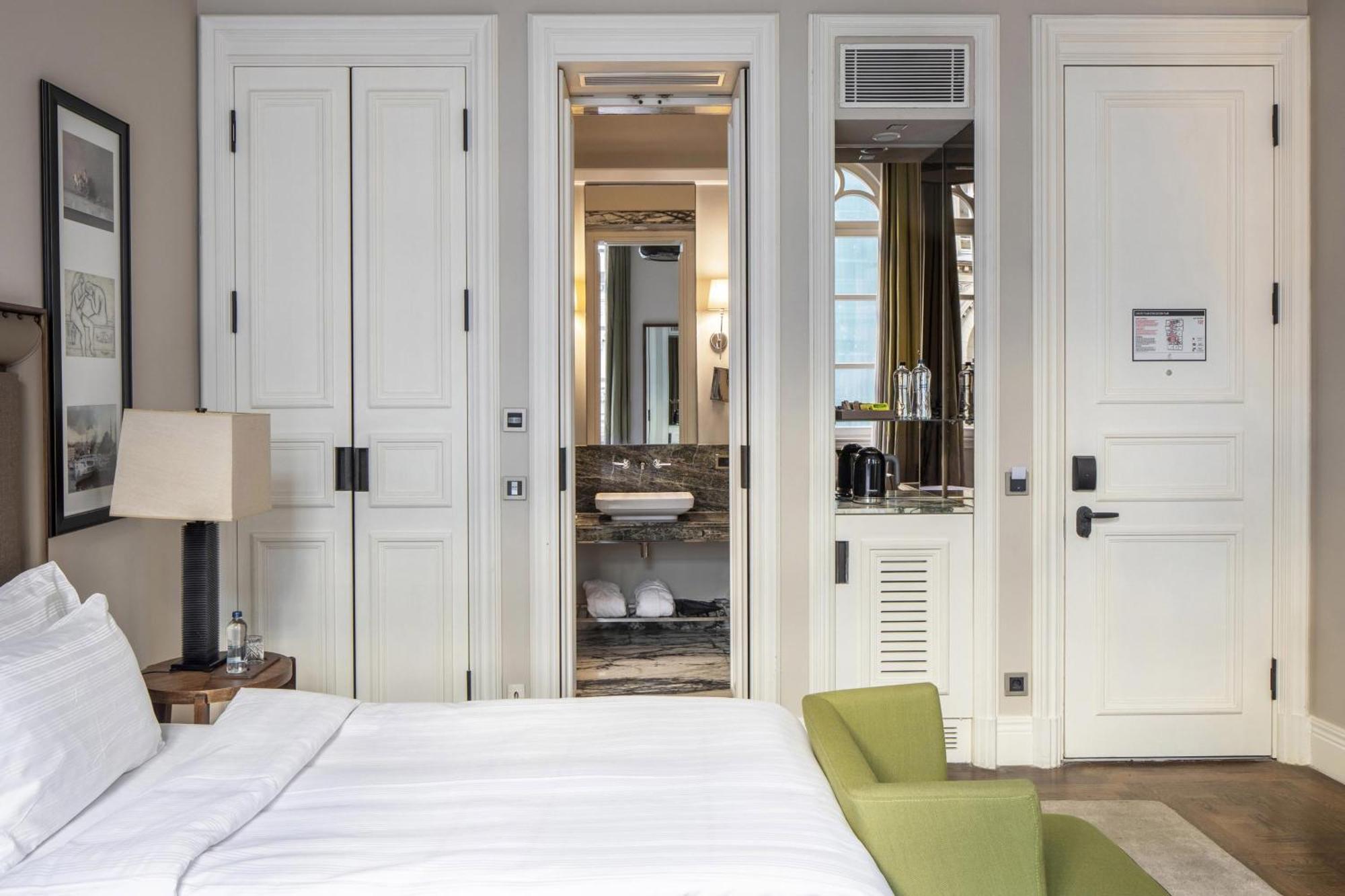 The Bank Hotel Istanbul, A Member Of Design Hotels Екстер'єр фото