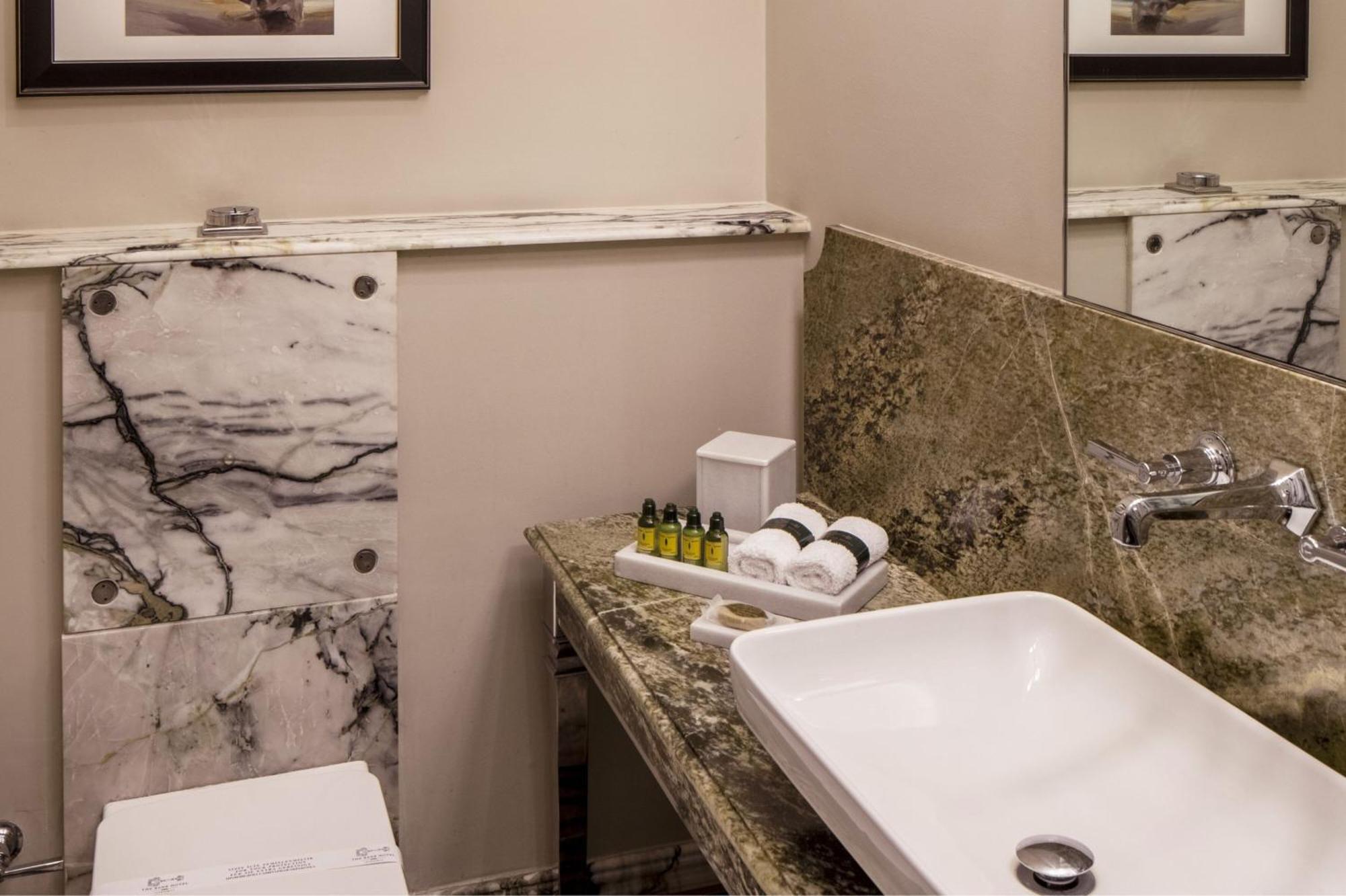 The Bank Hotel Istanbul, A Member Of Design Hotels Екстер'єр фото